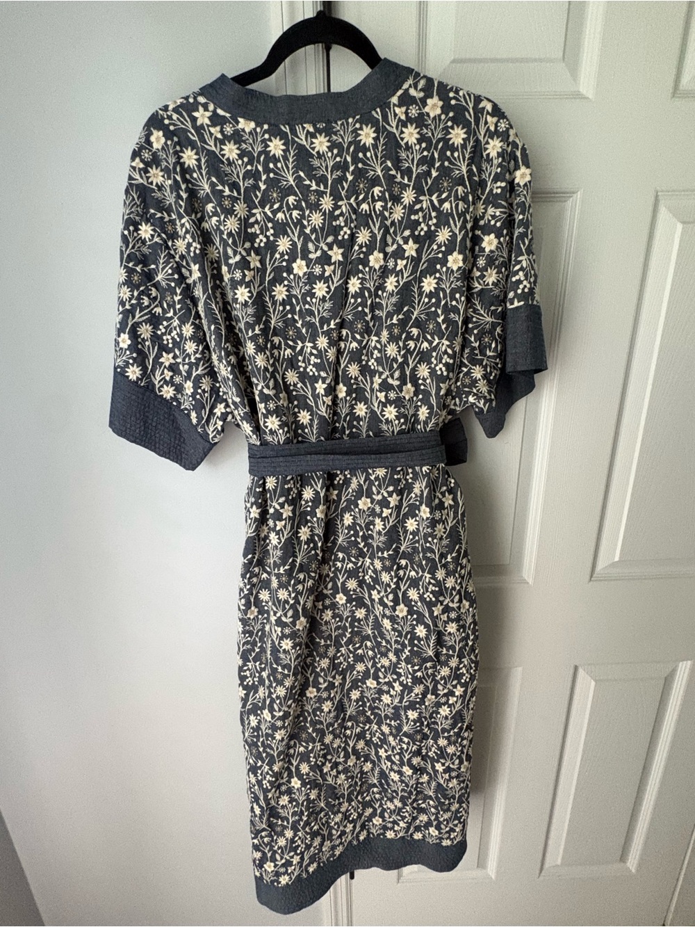 Tuckernuck Embroidered Chambray Wildflower Meadows Prescott Dress XXL - Picture 9 of 10